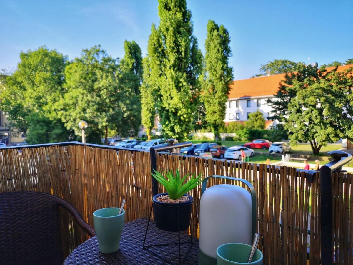 Central Home Apartment In The City Center Eger Exterior photo